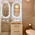 アパート Garnizon Q4apartments