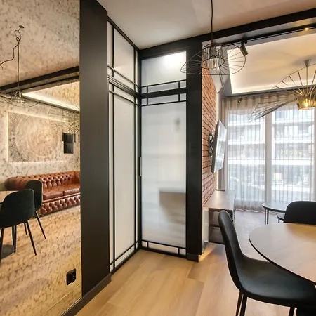 Garnizon Q4apartments גדנסק